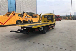 献县非事故拖车