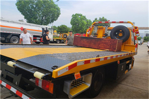 献县附近拖车电话号码服务