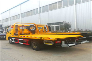 献县附近拖车救援搭电