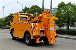 献县高速路拖车费